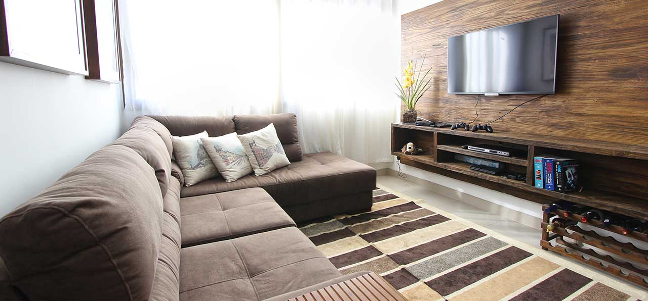 Tips To Make Your Small Living Room Look Larger