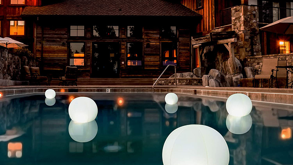 Best Floating Pool Lights 1