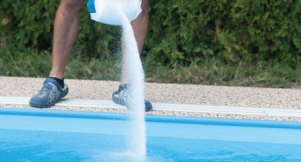 Best Pool Salt – Guide and Reviews 1